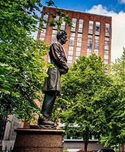 Statue of Abraham Lincoln