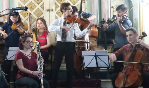 Students in Klezmer performance